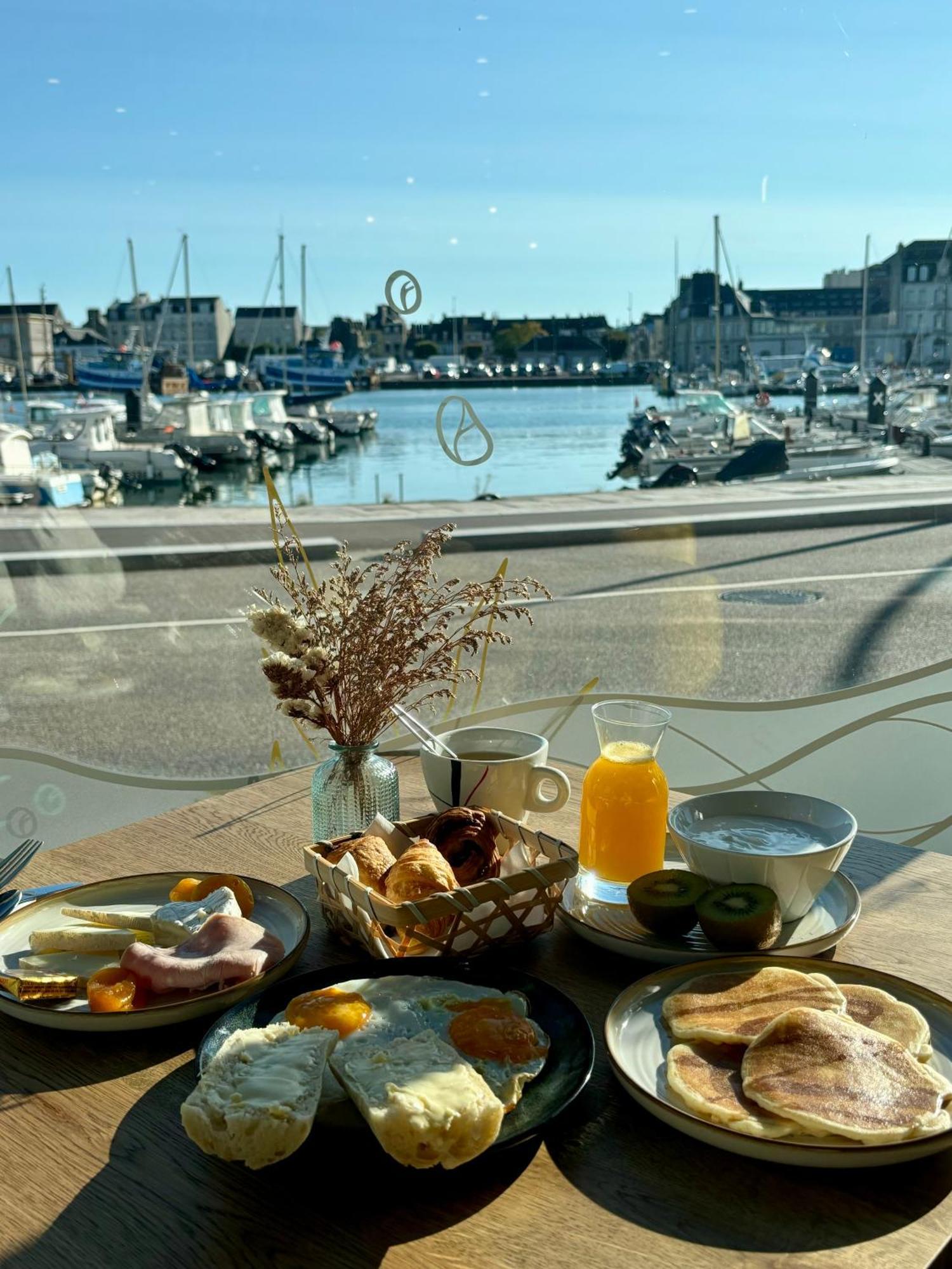 Ambassadeur Hotel - Cherbourg Port De Plaisance Bagian luar foto
