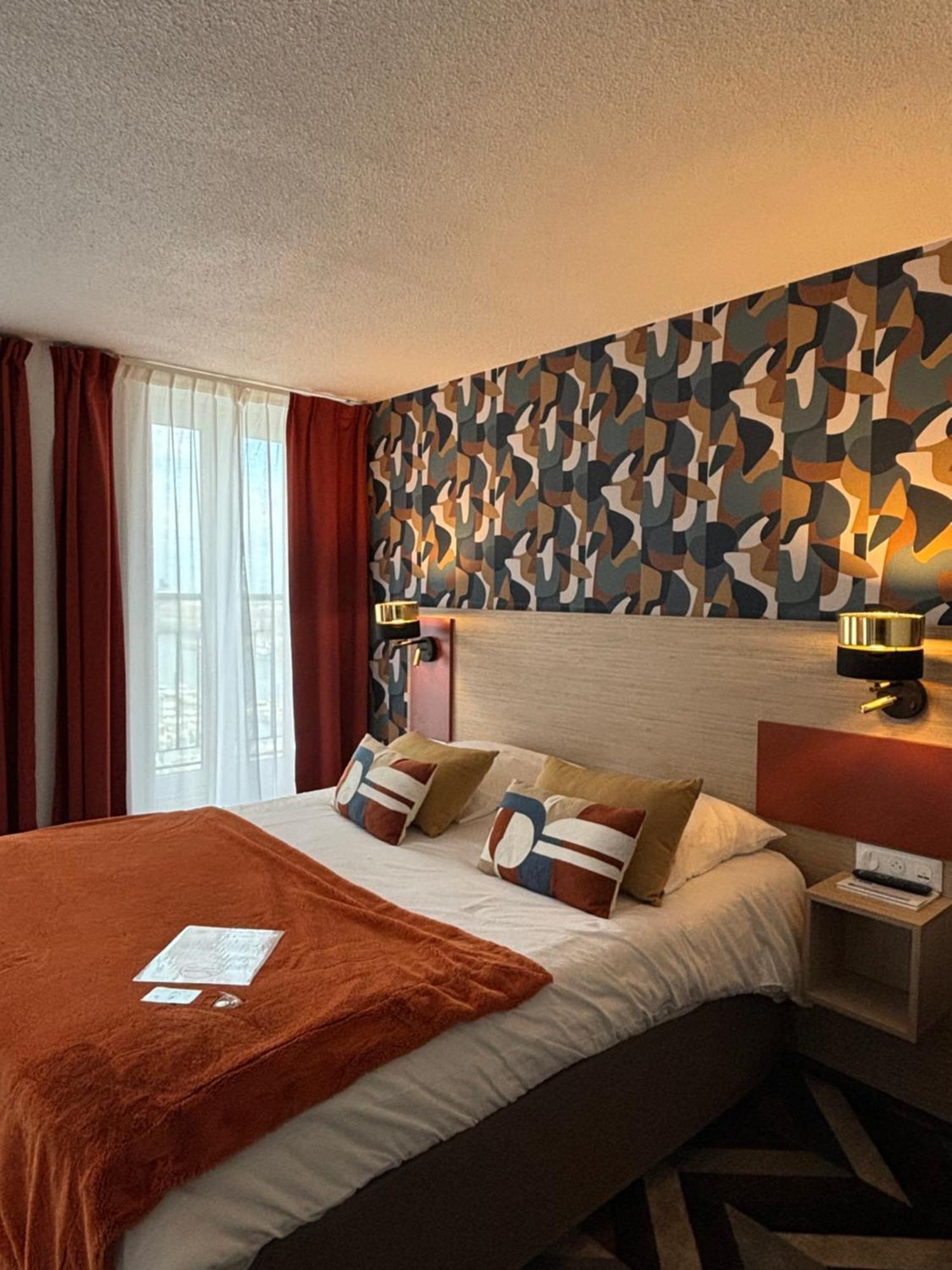 Ambassadeur Hotel - Cherbourg Port De Plaisance Bagian luar foto